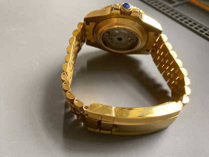 GMT 40mm — Gold Case, Blue Lume Dial, Ceramic Bezel