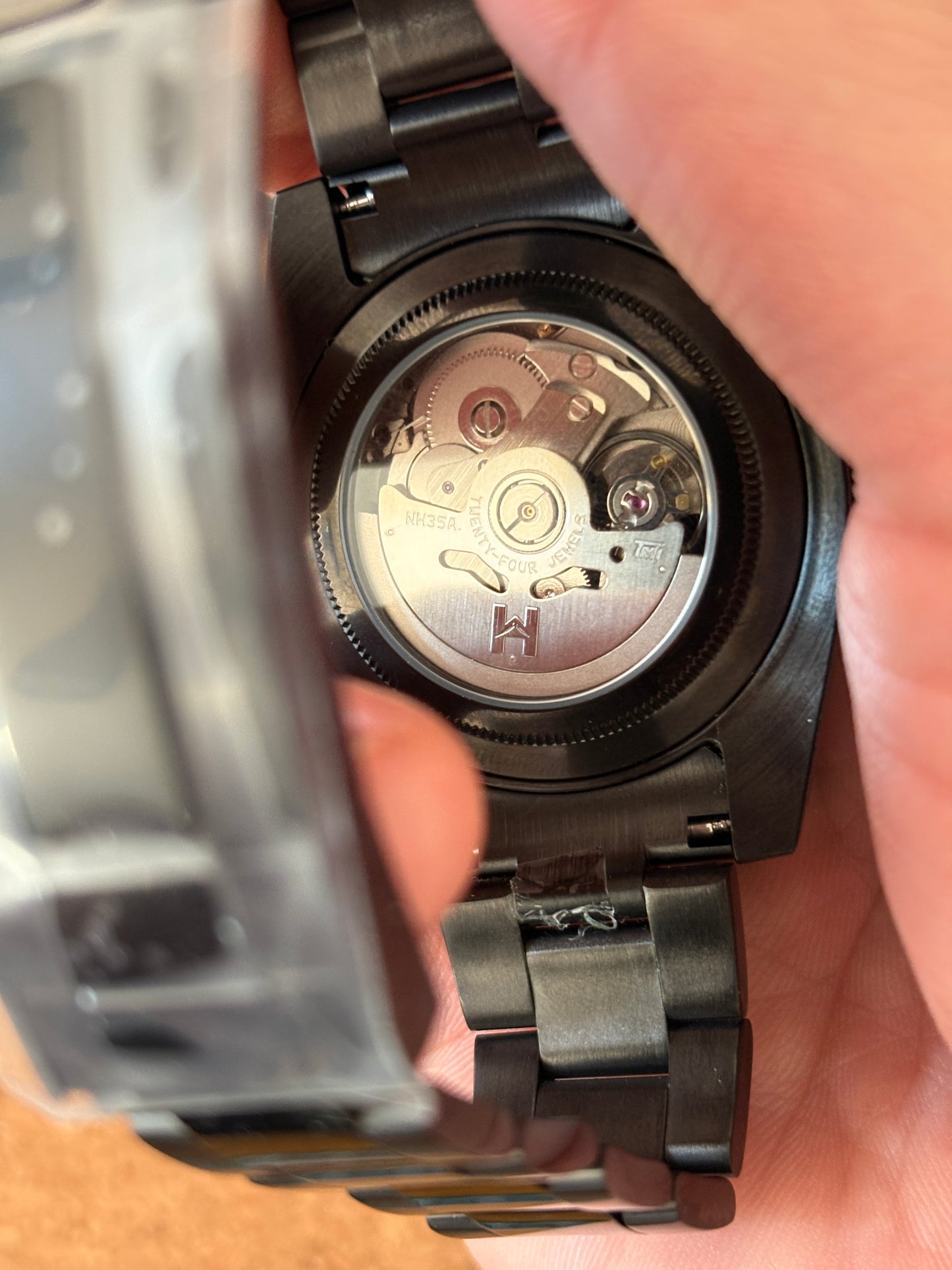 RELAX 40mm — Black PVD Mother of Pearl Dial