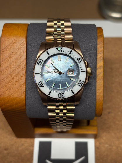 31mm Ladies — Rose Gold Rotating Bezel & Mother of Pearl Dial