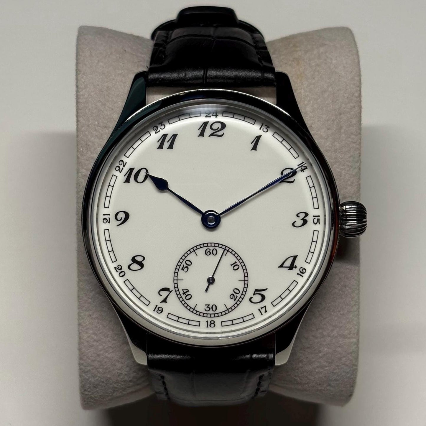 44mm Gentleman's Dress Watch — Hand Winding, Display Caseback