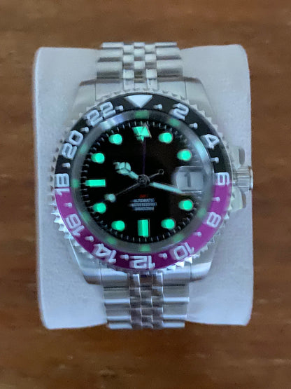 GMT 40mm — Purple Dial & Bezel, Jubilee or Oyster Bracelet