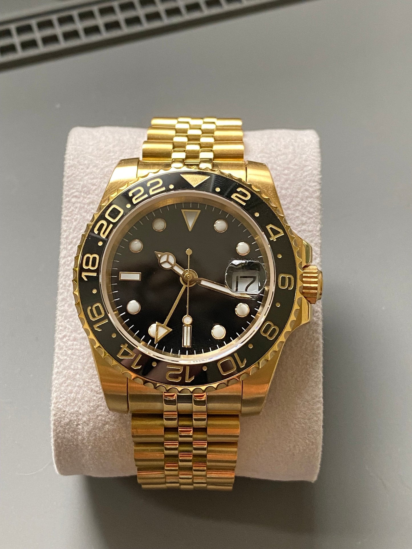 GMT 40mm — Gold Case, Blue Lume Dial, Ceramic Bezel