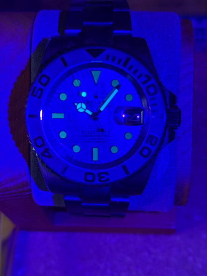 RELAX 40mm — Black PVD Mother of Pearl Dial