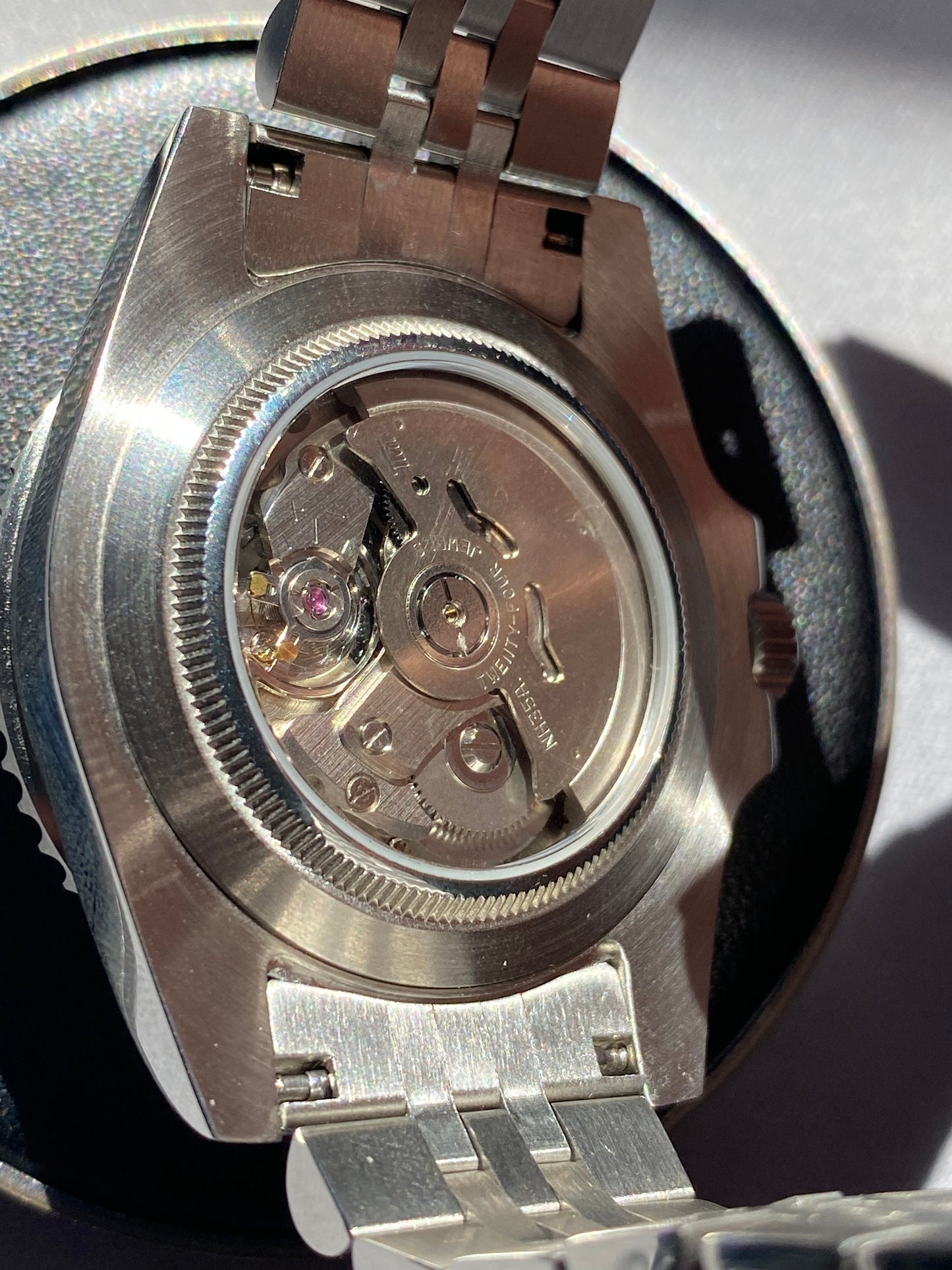 40mm Divemaster Pearl - Automatic NH35 movement - Handmade custom diver on jubilee