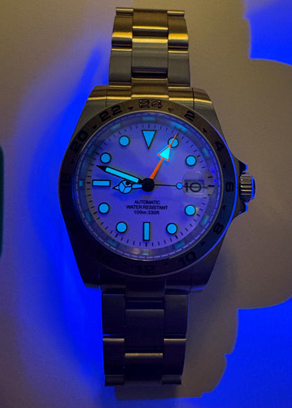 GMT 40mm Adventurer — White Dial, Orange GMT Hand