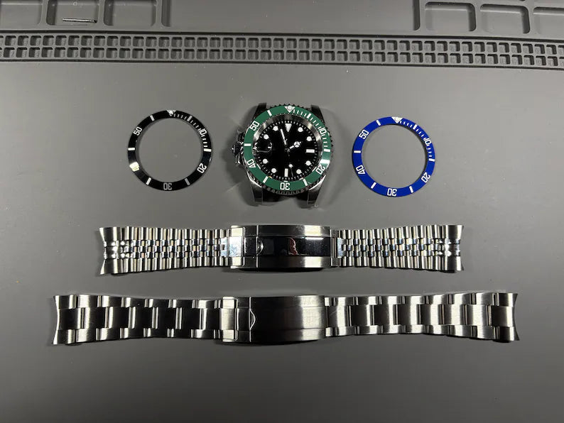 9 oclock crown 40mm dive watch green bezel