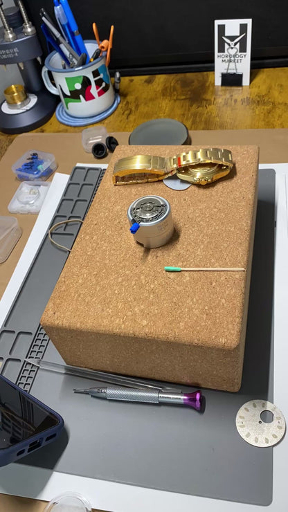 40mm Starry Night Dial — Gold Sub Case