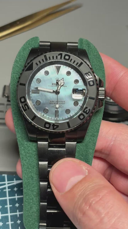 RELAX 40mm — Black PVD Mother of Pearl Dial