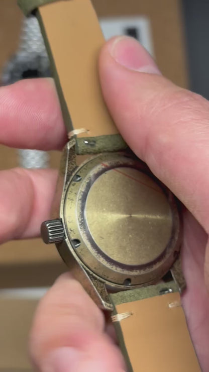 36mm Green Agate Stone Dial — Bronze Case